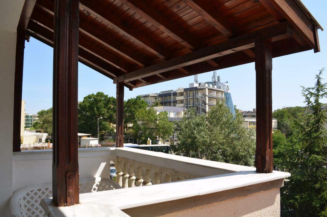 Bravo 1 Home George Sluneční pobřeží Exteriér fotografie